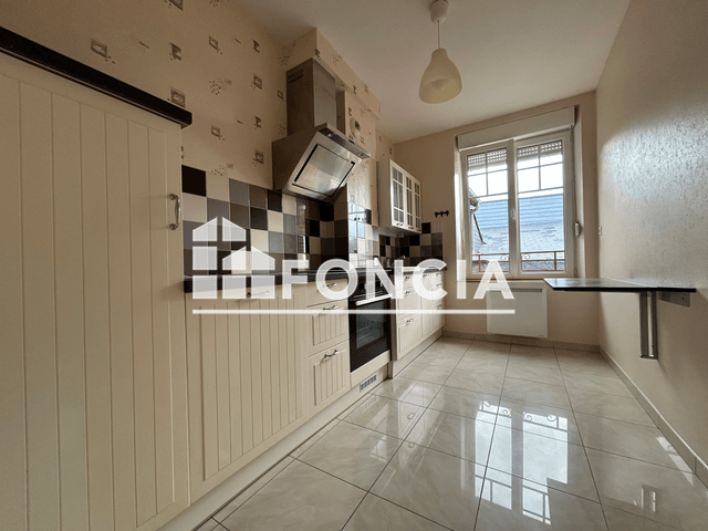 Appartement 3 pièces (65 m²) à louer - Rethel (08300)