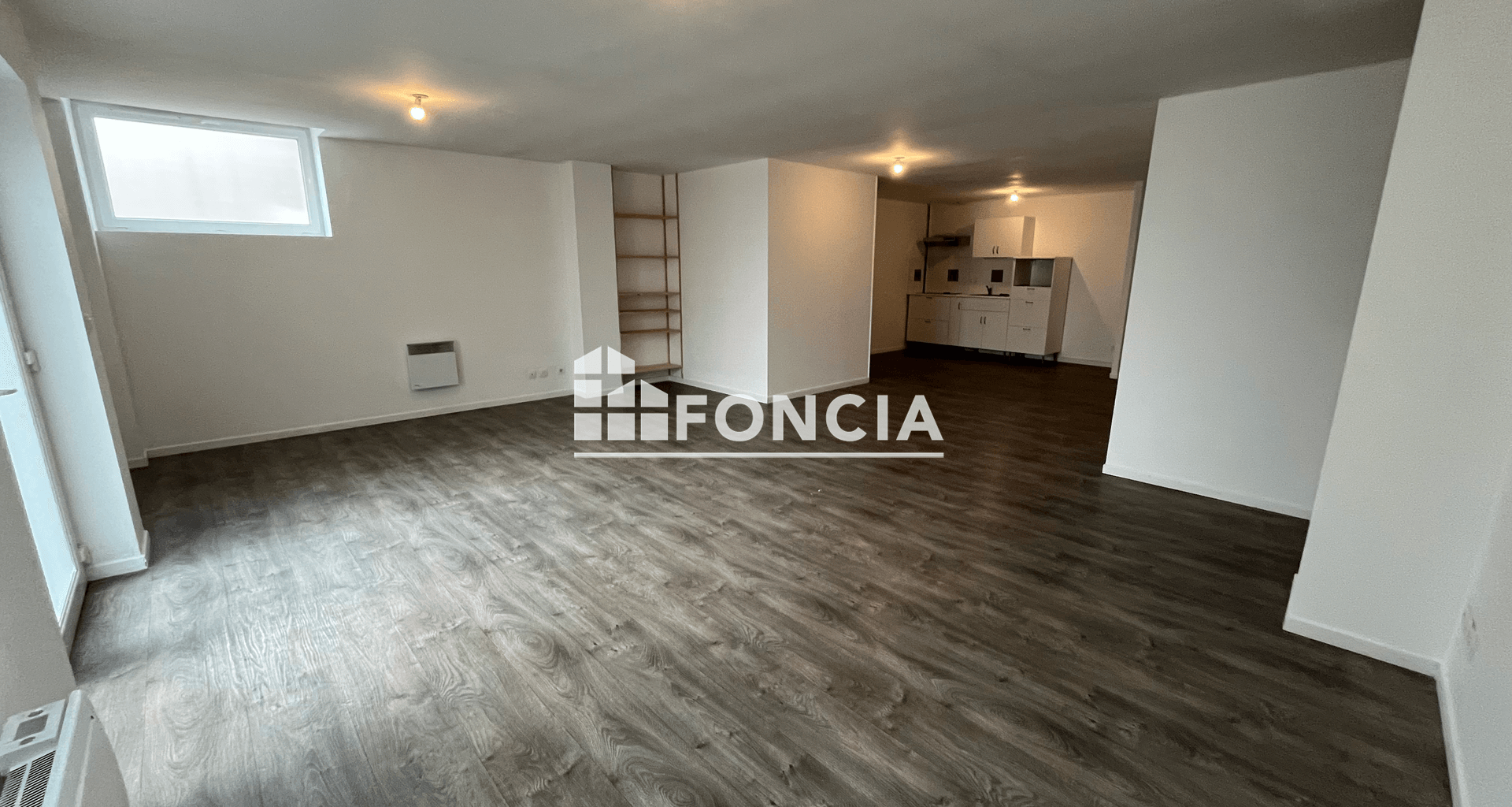 Appartement 4 pièces (109.2 m²) à louer - Roubaix (59100)