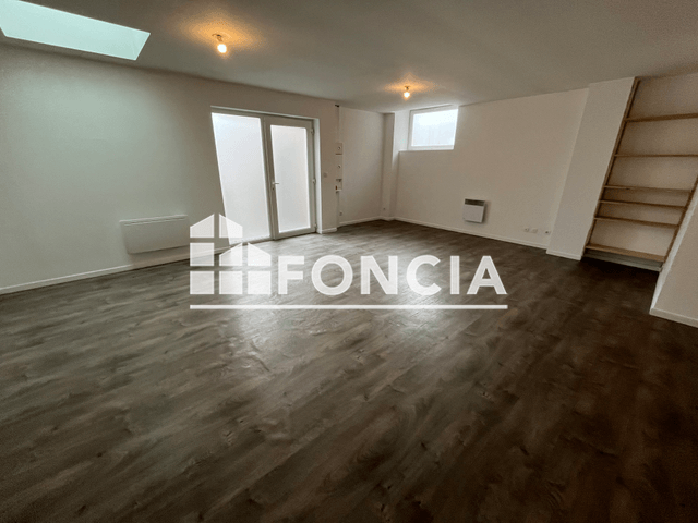 Appartement 4 pièces (109.2 m²) à louer - Roubaix (59100)