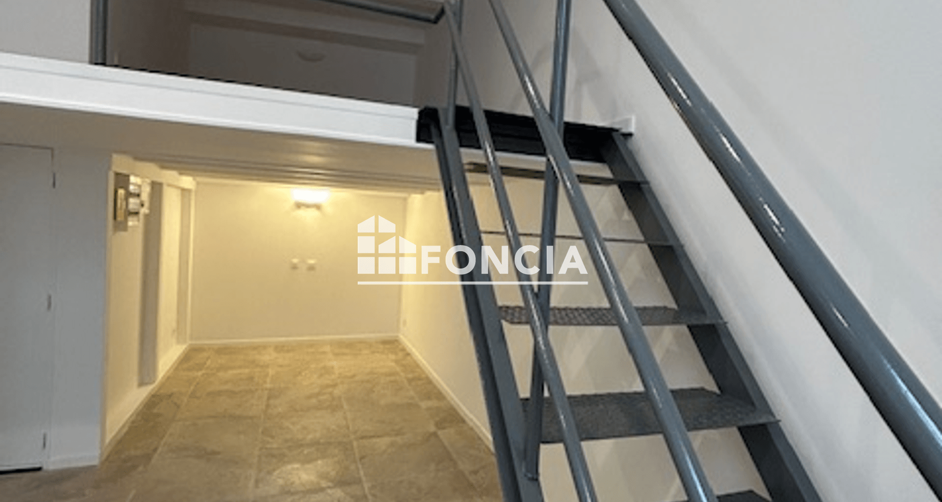 Appartement 2 pièces (44.26 m²) à louer - Marseille 1ᵉʳ (13001)