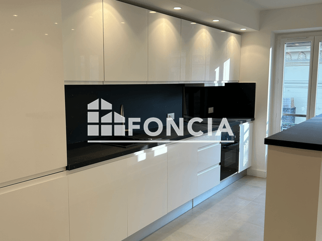Appartement 2 pièces (50.85 m²) à louer - Nice (06000)
