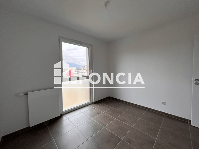 Appartement 4 pièces (87.44 m²) à louer - Grenoble (38100)