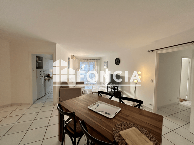 Appartement meublé 3 pièces (69.2 m²) à louer - Theoule-sur-mer (06590)