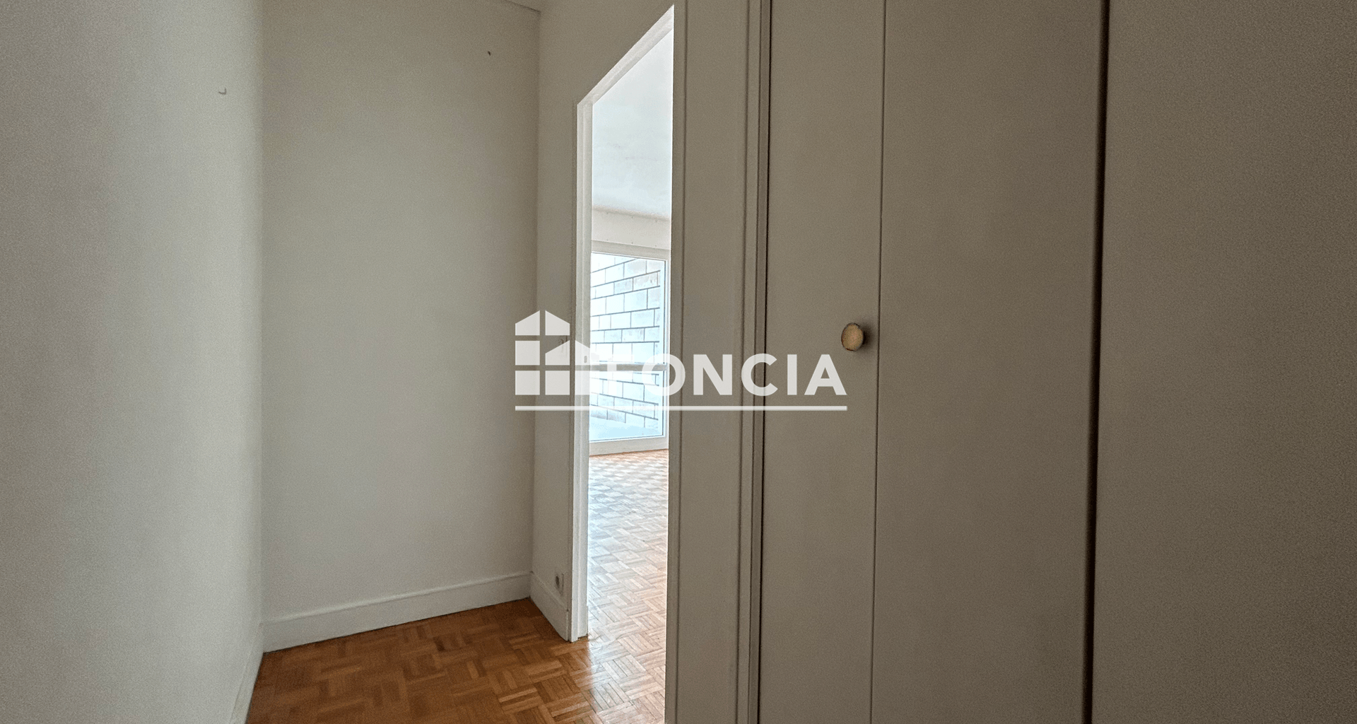 Studio (27.12 m²) à louer - Le Pecq (78230)