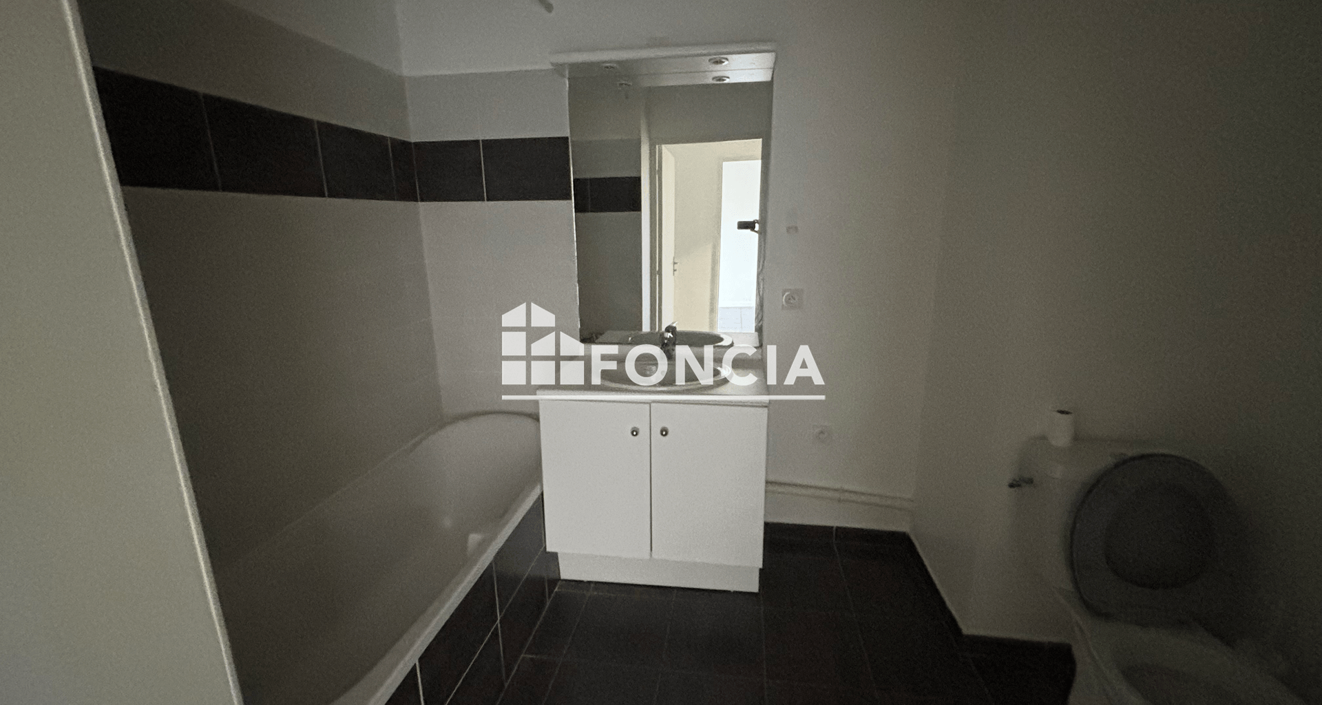 Appartement 2 pièces (31.53 m²) à vendre - Décines-charpieu (69150)