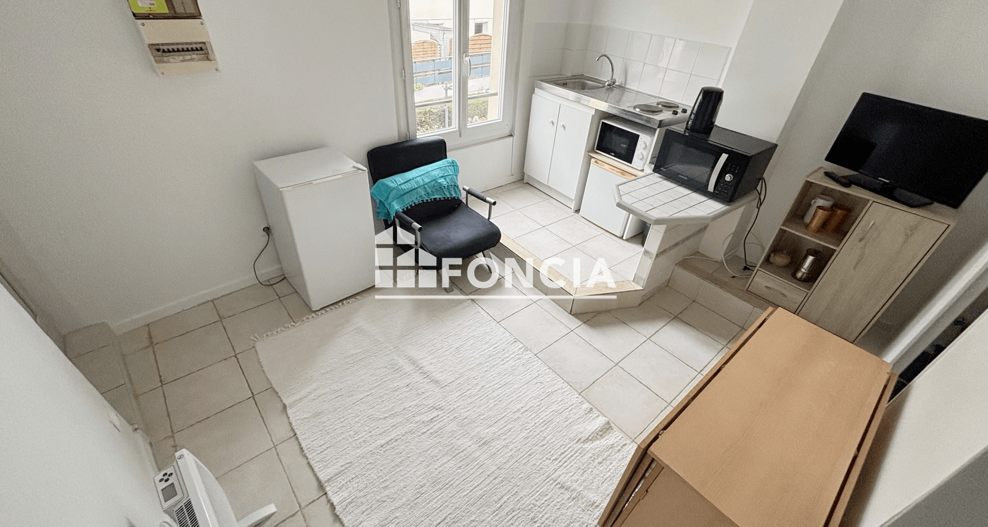 Studio meublé (17.74 m²) à louer - Longjumeau (91160)