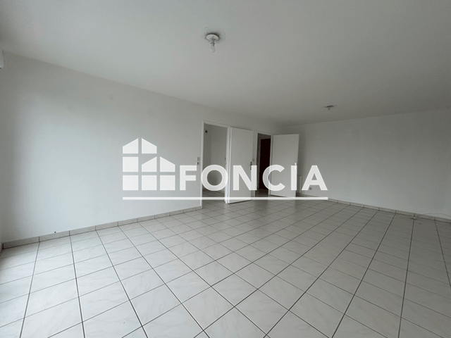 Appartement 3 pièces (74.8 m²) à louer - Lens (62300)