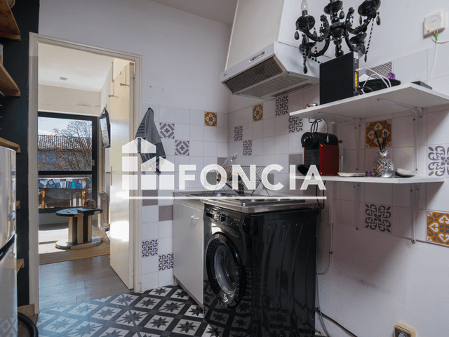 Appartement 2 pièces (27.89 m²) à vendre - Gréoux-les-bains (04800)
