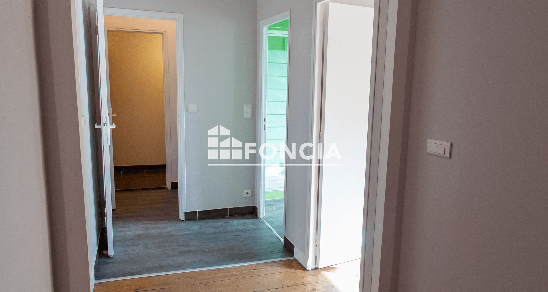 Appartement 4 pièces (89.5 m²) à vendre - Rochefort (17300)