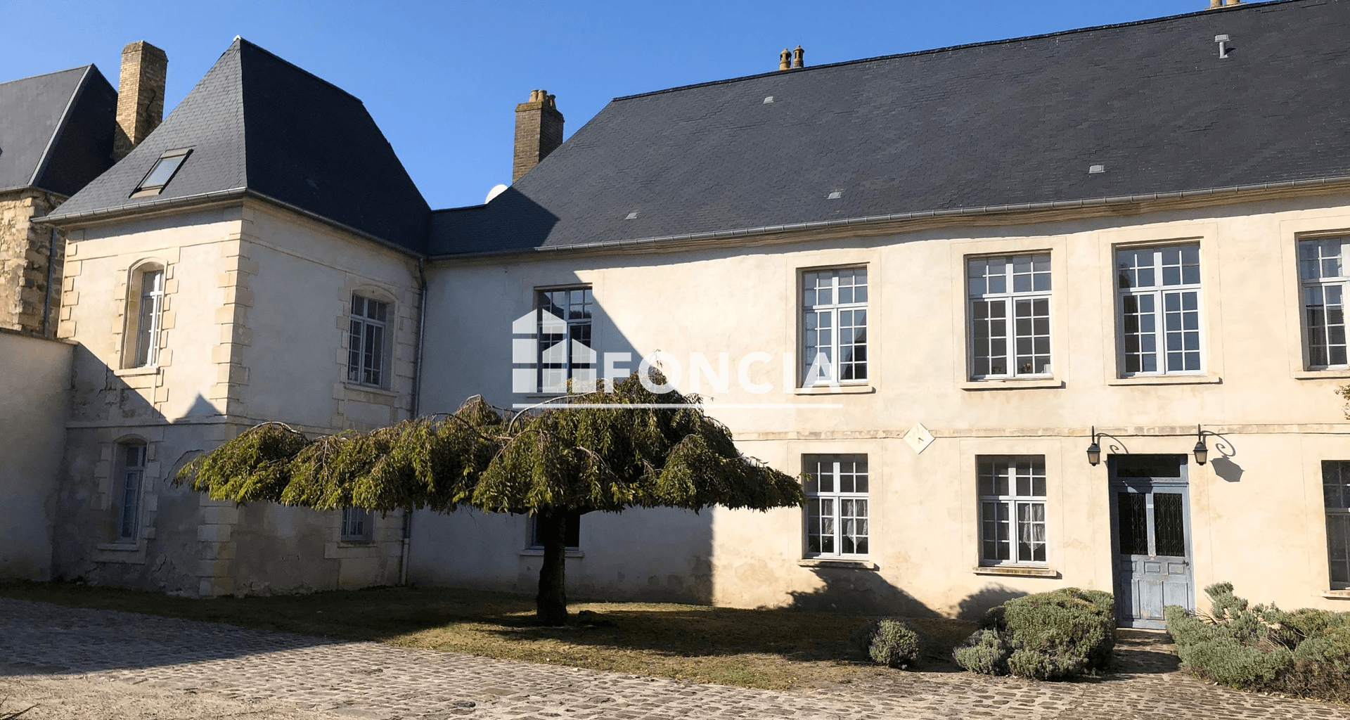 Appartement 4 pièces (108.17 m²) à louer - Laon (02000)