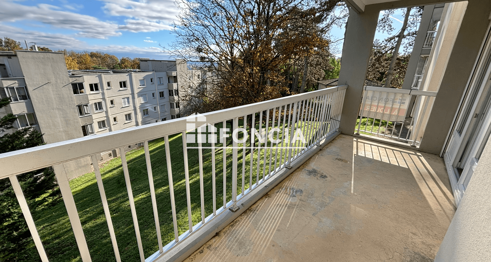 Appartement 3 pièces (79.52 m²) à louer - Caluire-et-cuire (69300)