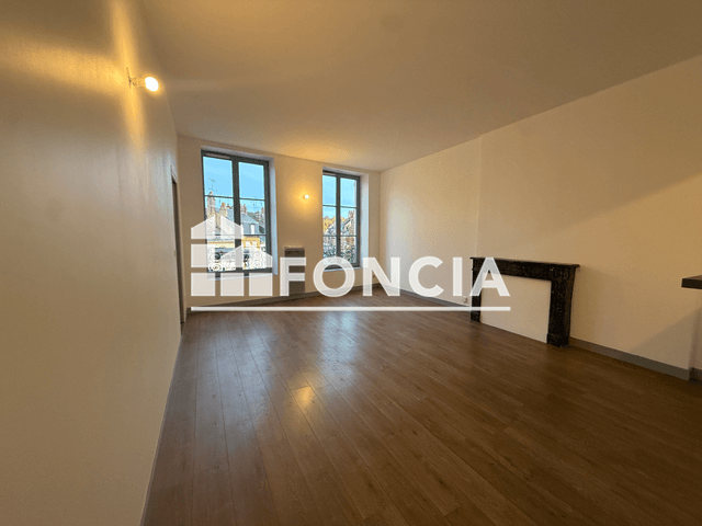 Appartement 4 pièces (88.37 m²) à louer - Sedan (08200)