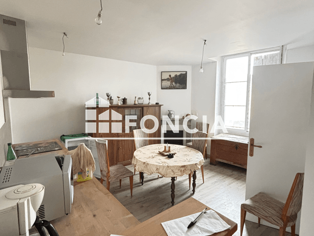 Maison 4 pièces (205 m²) à vendre - L'île-bouchard (37220)