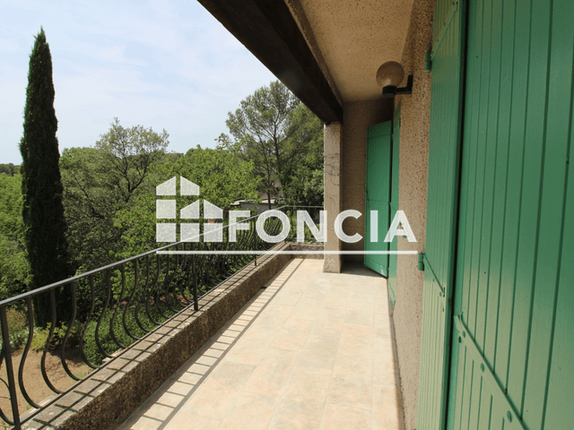 Maison 5 pièces (127.99 m²) à louer - Nimes (30900)