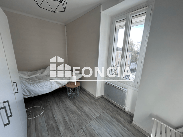 Appartement meublé 2 pièces (33.19 m²) à louer - La Roche Sur Yon (85000)