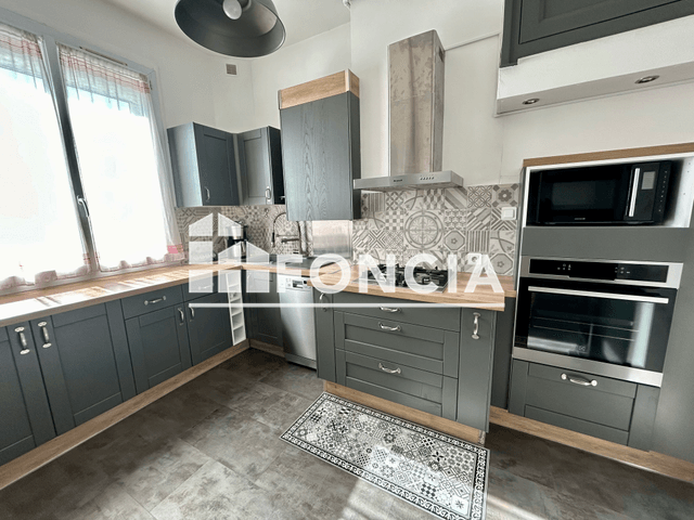 Appartement meublé 3 pièces (78.97 m²) à louer - Saint-nazaire (44600)