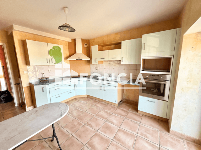 Appartement 4 pièces (120 m²) à louer - Saint Peray (07130)