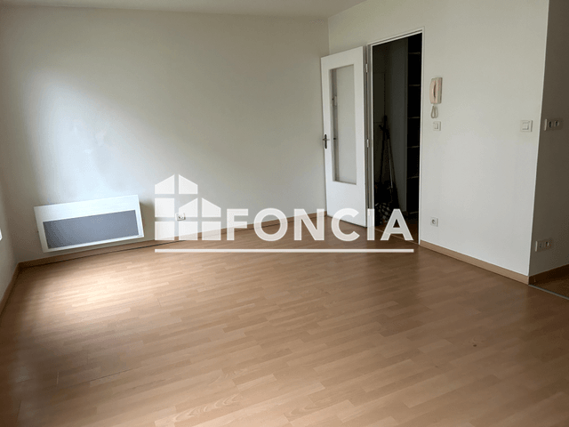 Appartement 2 pièces (45 m²) à vendre - Guingamp (22200)