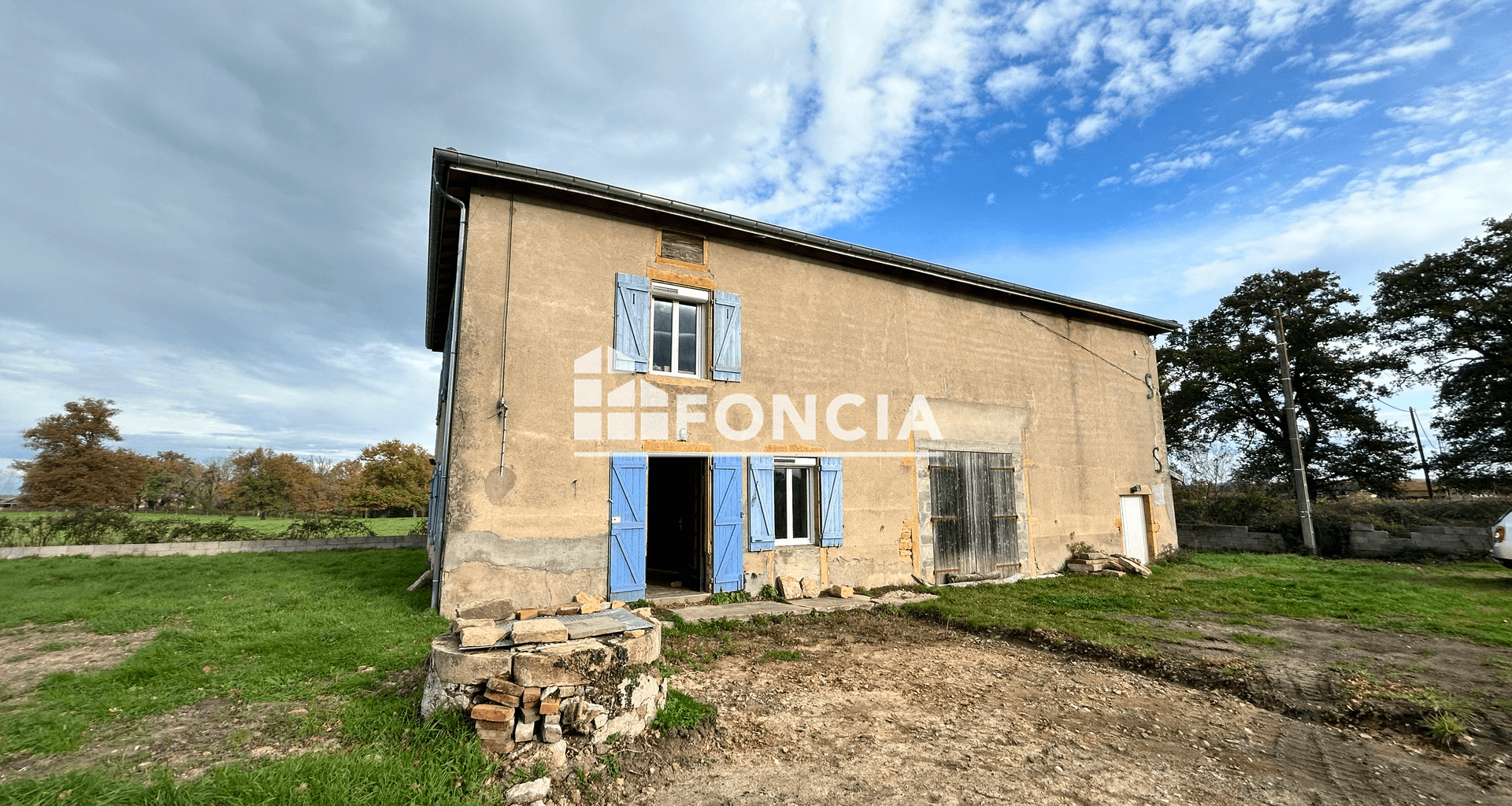 Maison 4 pièces (110 m²) à vendre - Pouilly-sous-charlieu (42720)