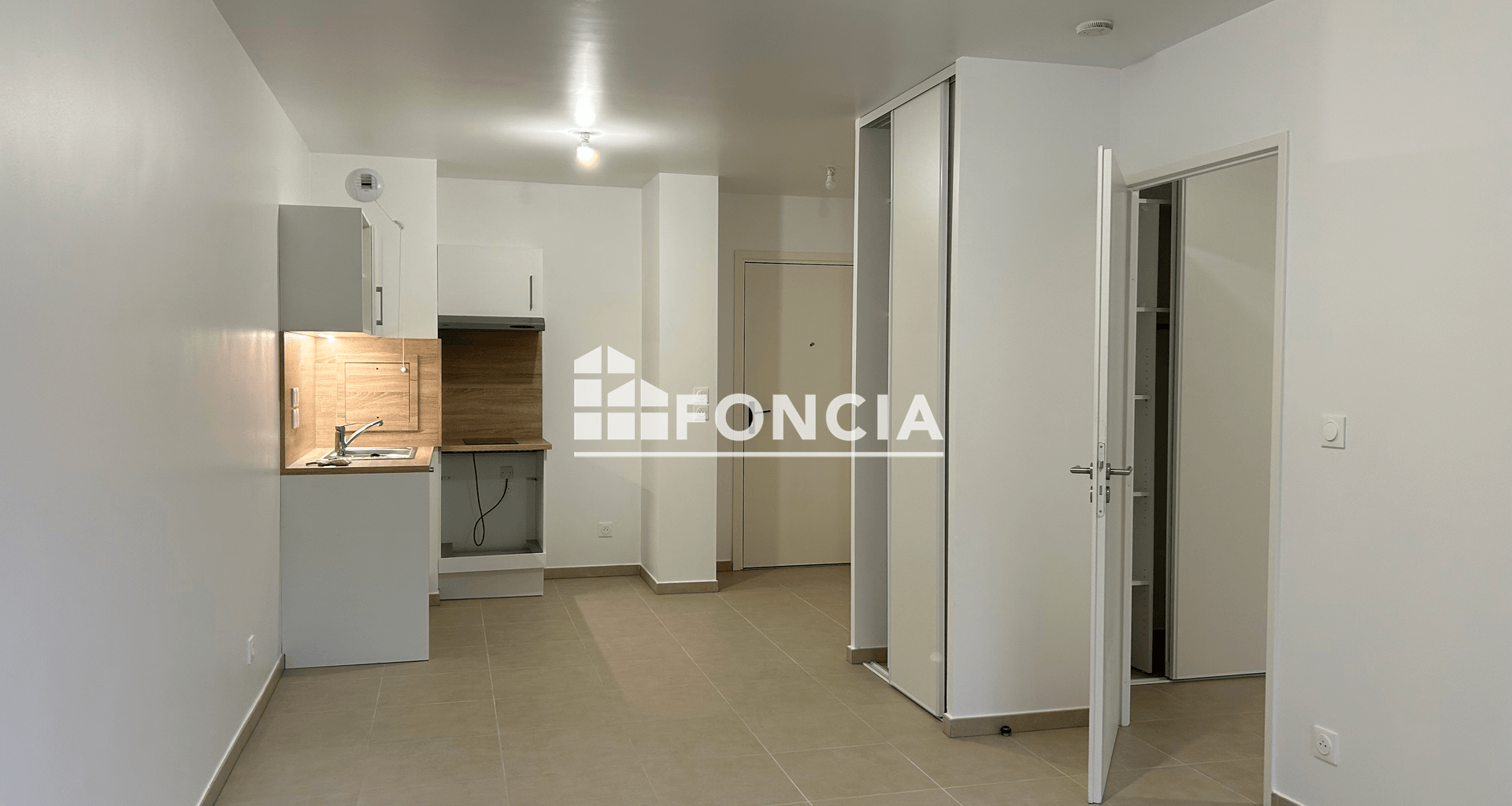 Appartement 2 pièces (39.5 m²) à louer - Nîmes (30000)