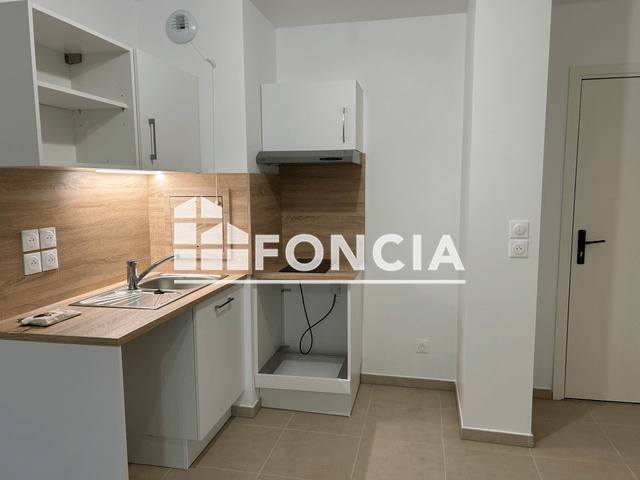 Appartement 2 pièces (39.5 m²) à louer - Nimes (30000)