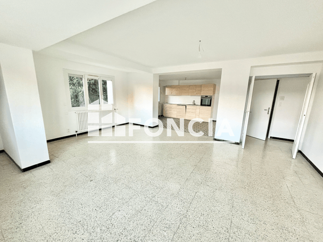 Appartement 5 pièces (125.4 m²) à louer - Tournon-sur-rhone (07300)