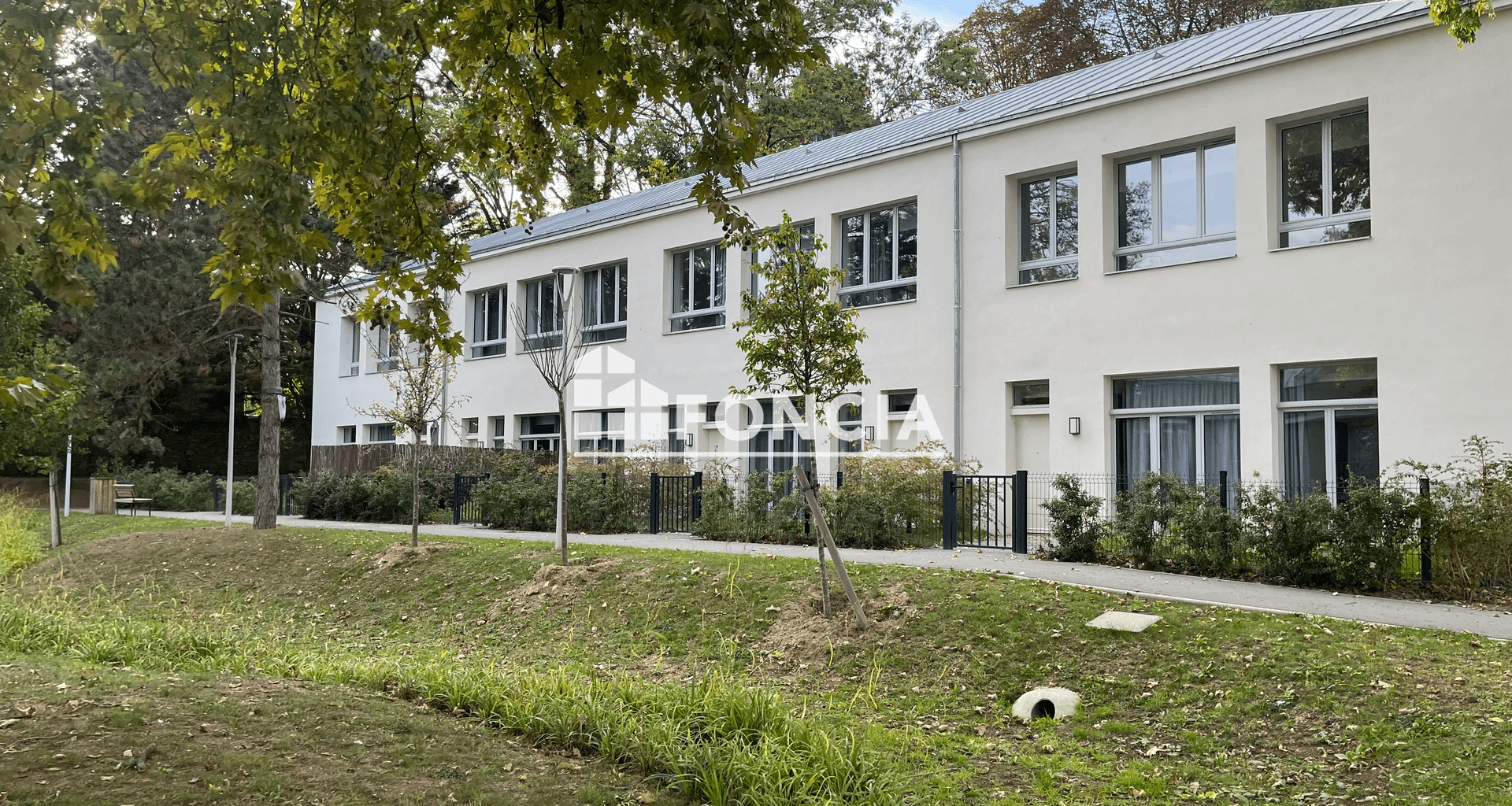 Appartement meublé 4 pièces (78.5 m²) à louer - Evry (91000)