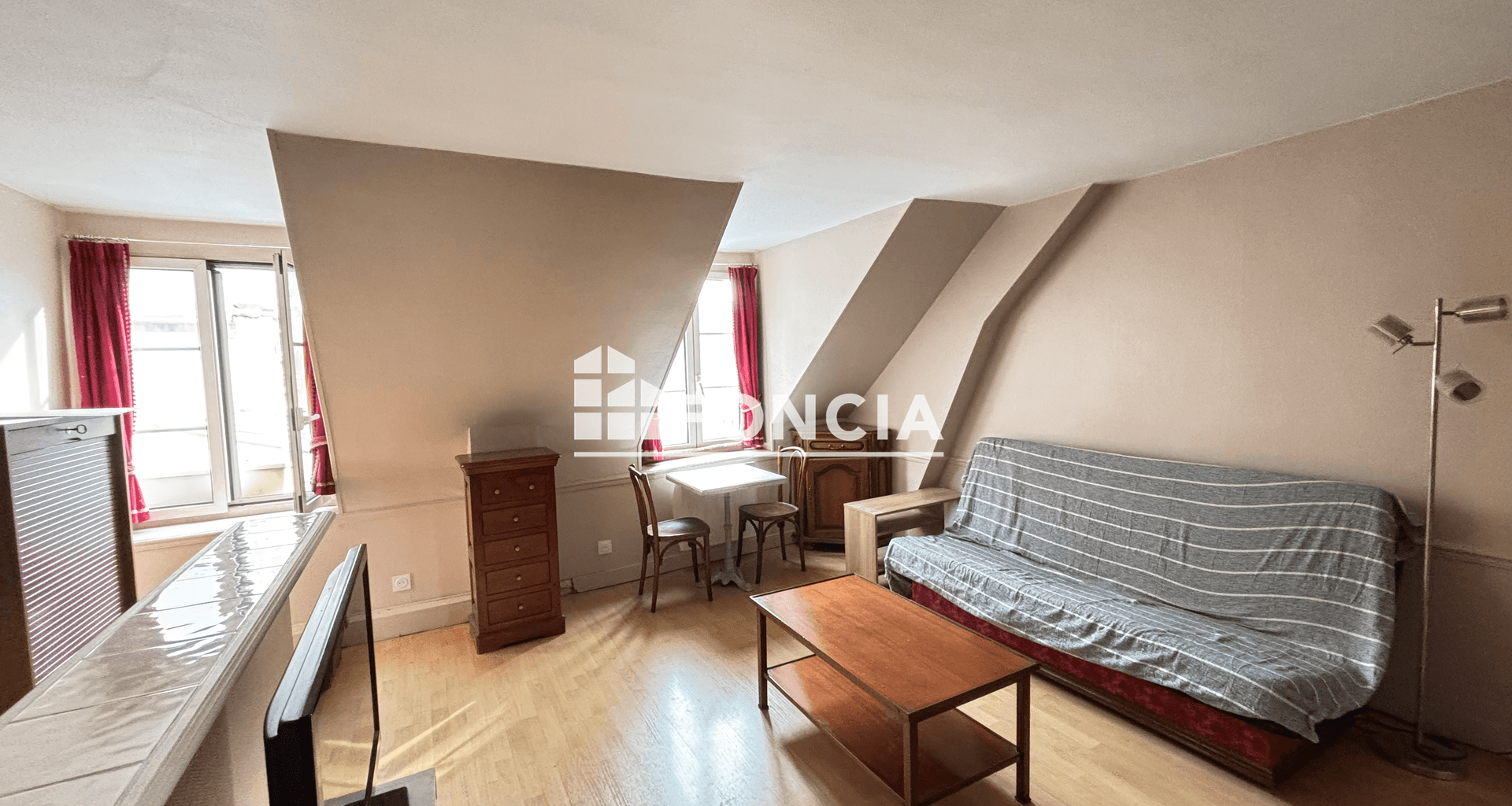 Studio meublé (20.66 m²) à louer - Paris 9ᵉ (75009)