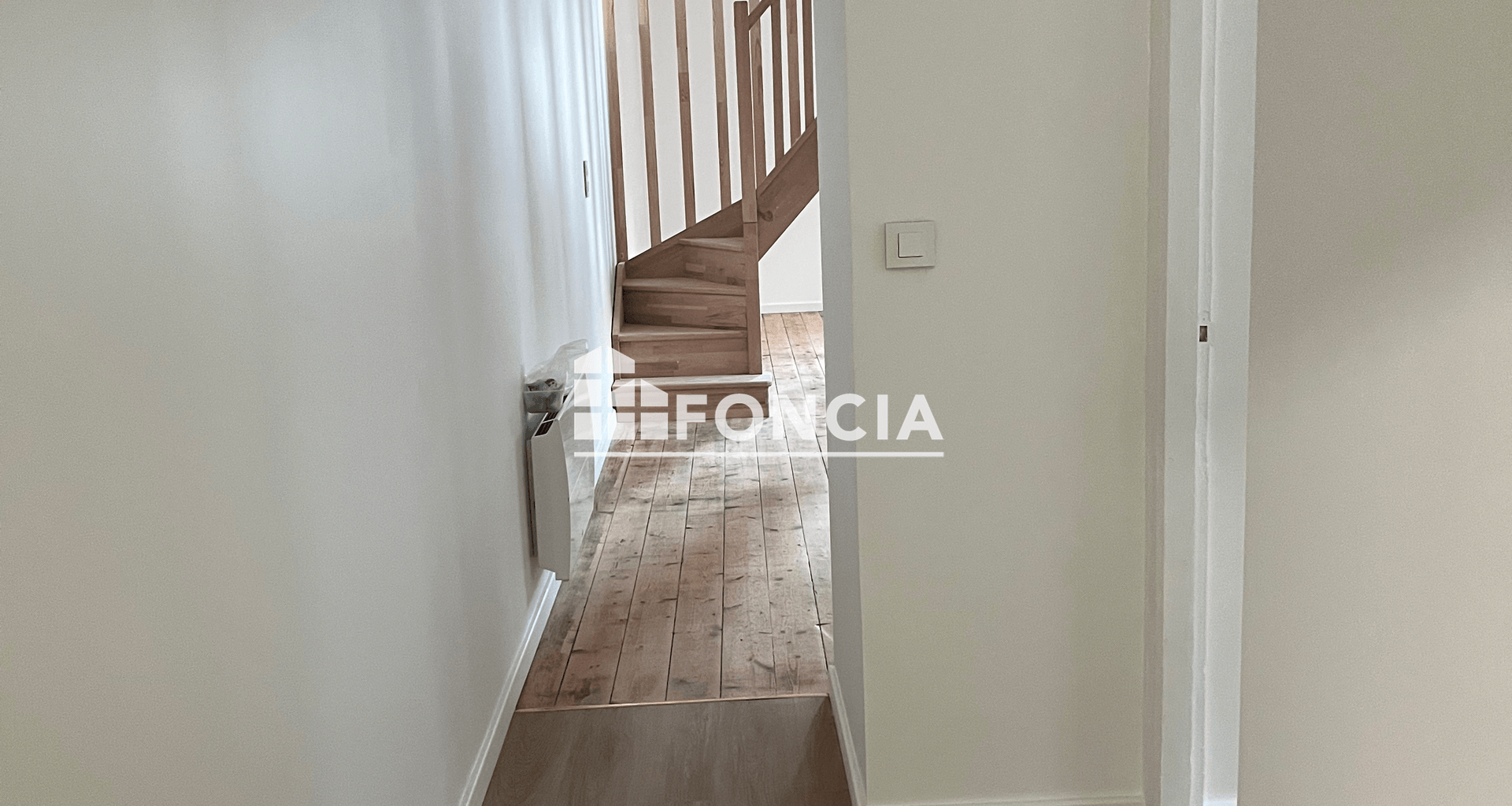 Appartement 4 pièces (75 m²) à louer - Kerlaz (29100)