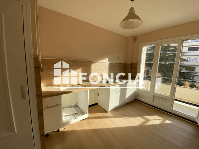 Appartement 4 pièces (112 m²) à louer - Grenoble (38100)