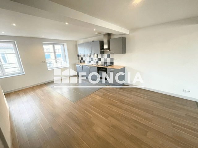 Appartement 3 pièces (89.3 m²) à louer - Saint-etienne (42000)