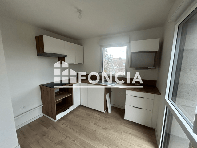 Appartement 4 pièces (89.69 m²) à louer - Faches-thumesnil (59155)