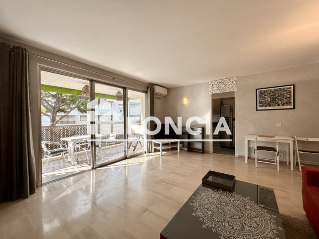 Appartement meublé 3 pièces (83.29 m²) à louer - Antibes (06160)