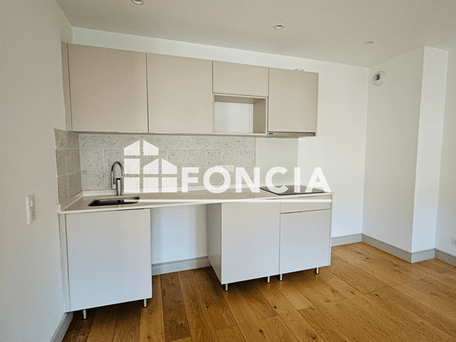 Appartement 3 pièces (58.8 m²) à louer - Toulon (83000)