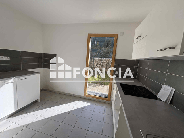 Maison 4 pièces (100.77 m²) à louer - Les Mureaux (78130)