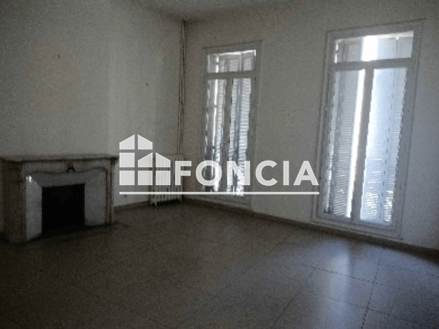 Appartement 6 pièces (249 m²) à louer - Marseille 1ᵉʳ (13001)