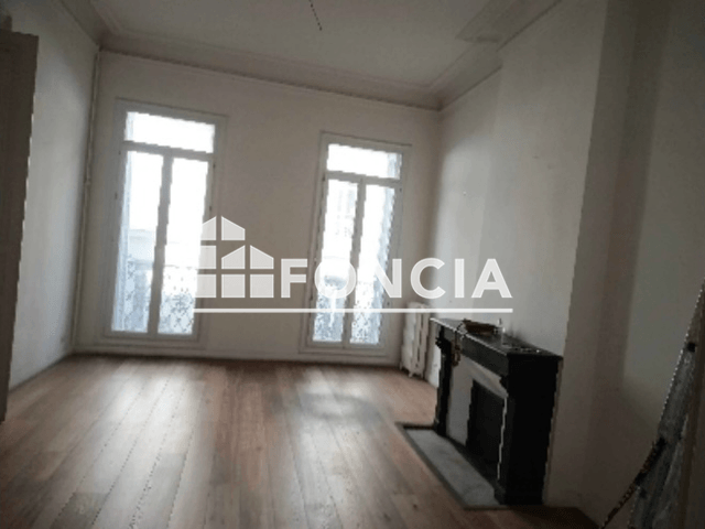 Appartement 6 pièces (249 m²) à louer - Marseille 1ᵉʳ (13001)