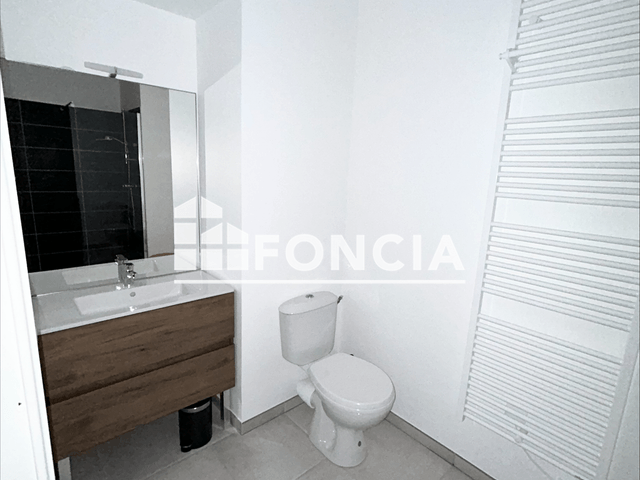 Studio meublé (18.5 m²) à louer - Saint-etienne (42000)