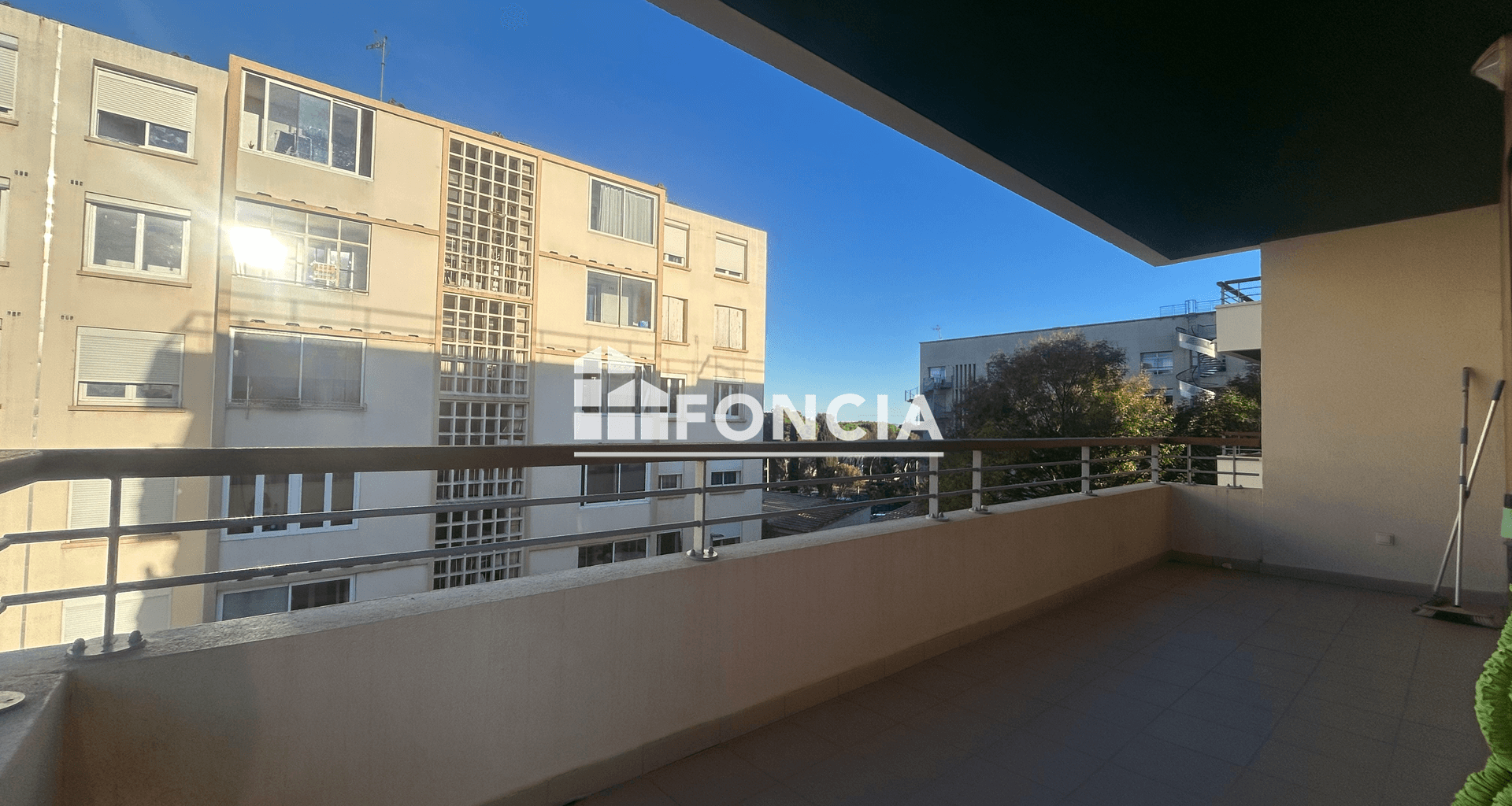 Appartement 5 pièces (102.69 m²) à louer - Béziers (34500)