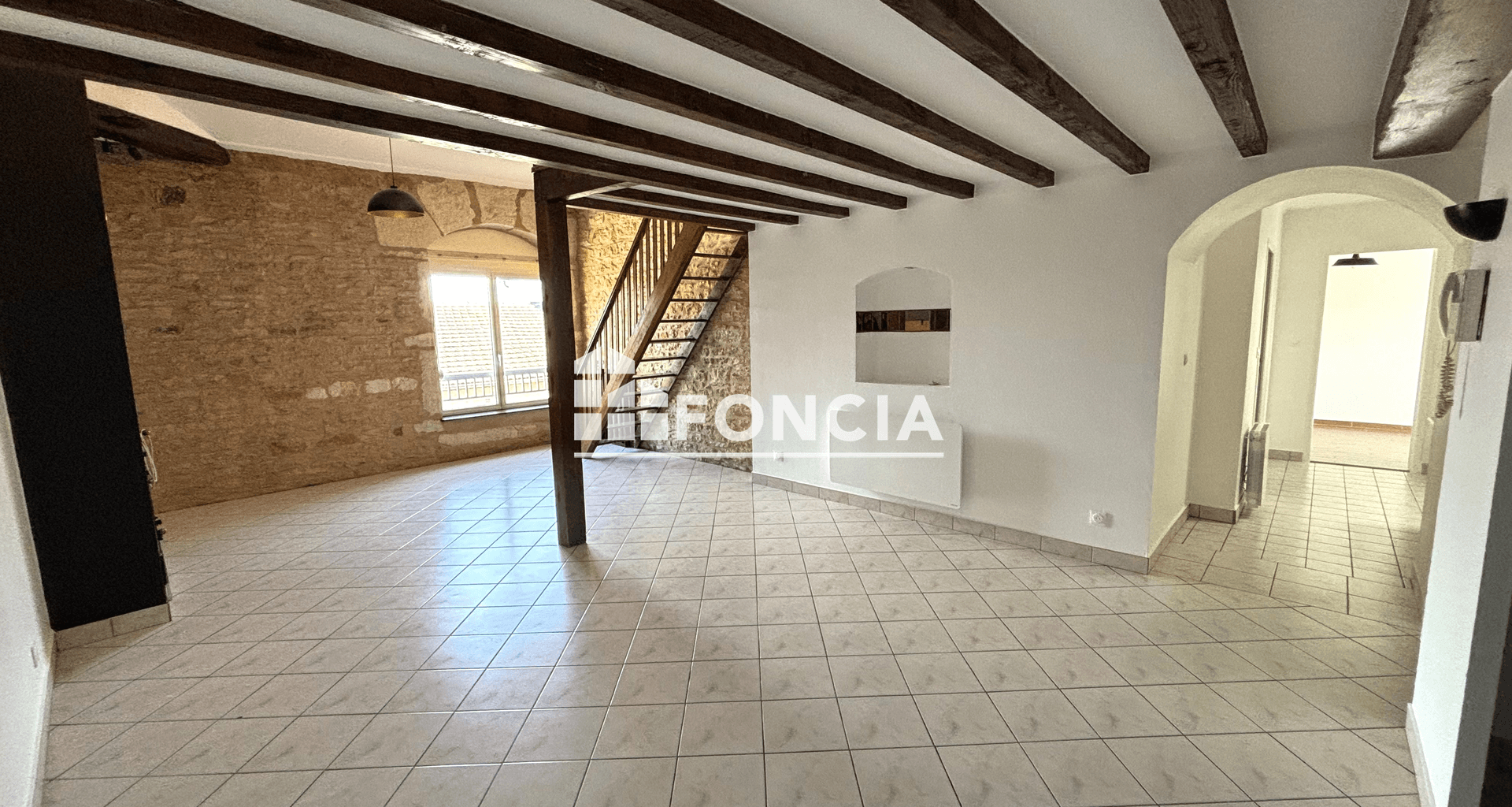 Appartement 3 pièces (84.24 m²) à louer - Villefranche-sur-saône (69400)