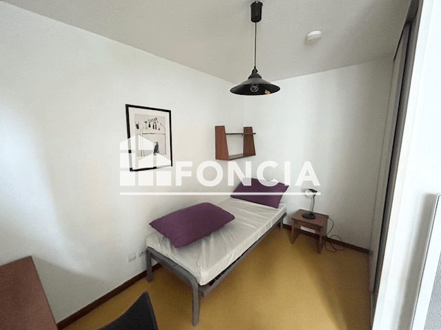 Studio meublé (18.5 m²) à louer - Saint Etienne (42000)