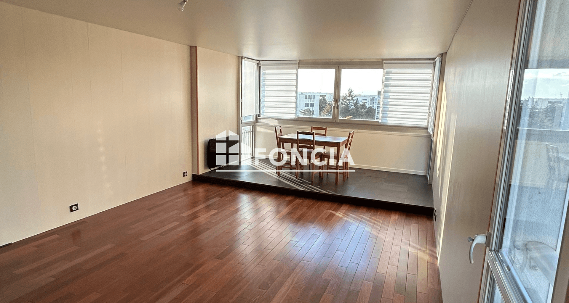 Appartement 3 pièces (80.24 m²) à louer - Vélizy-villacoublay (78140)