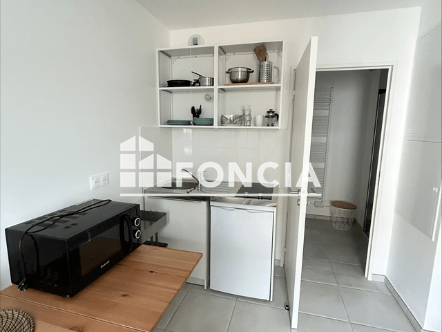 Studio meublé (18.5 m²) à louer - Saint-etienne (42000)