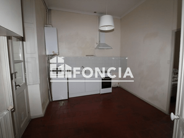 Appartement 3 pièces (74 m²) à louer - Nimes (30000)