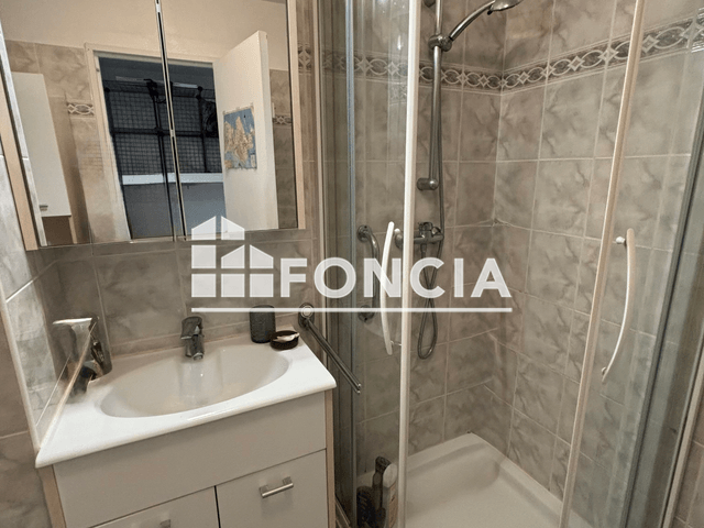 Studio meublé (25.1 m²) à louer - Saint-mandrier-sur-mer (83430)