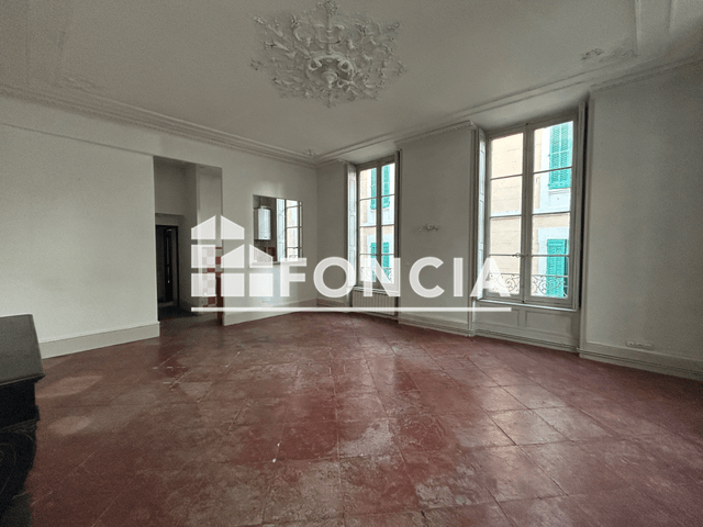 Appartement 3 pièces (82 m²) à louer - Nimes (30000)