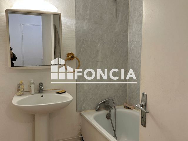 Appartement 2 pièces (44 m²) à louer - Orleans La Source (45100)