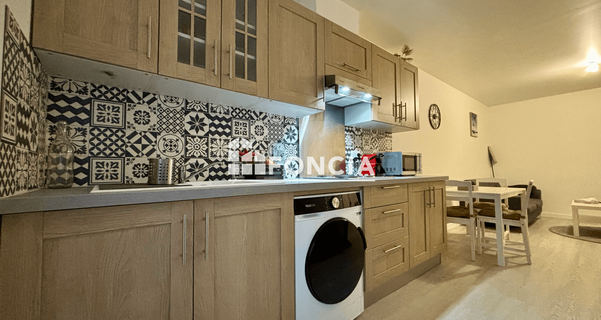 Appartement meublé 2 pièces (32.75 m²) à louer - Lyon 7ᵉ (69007)