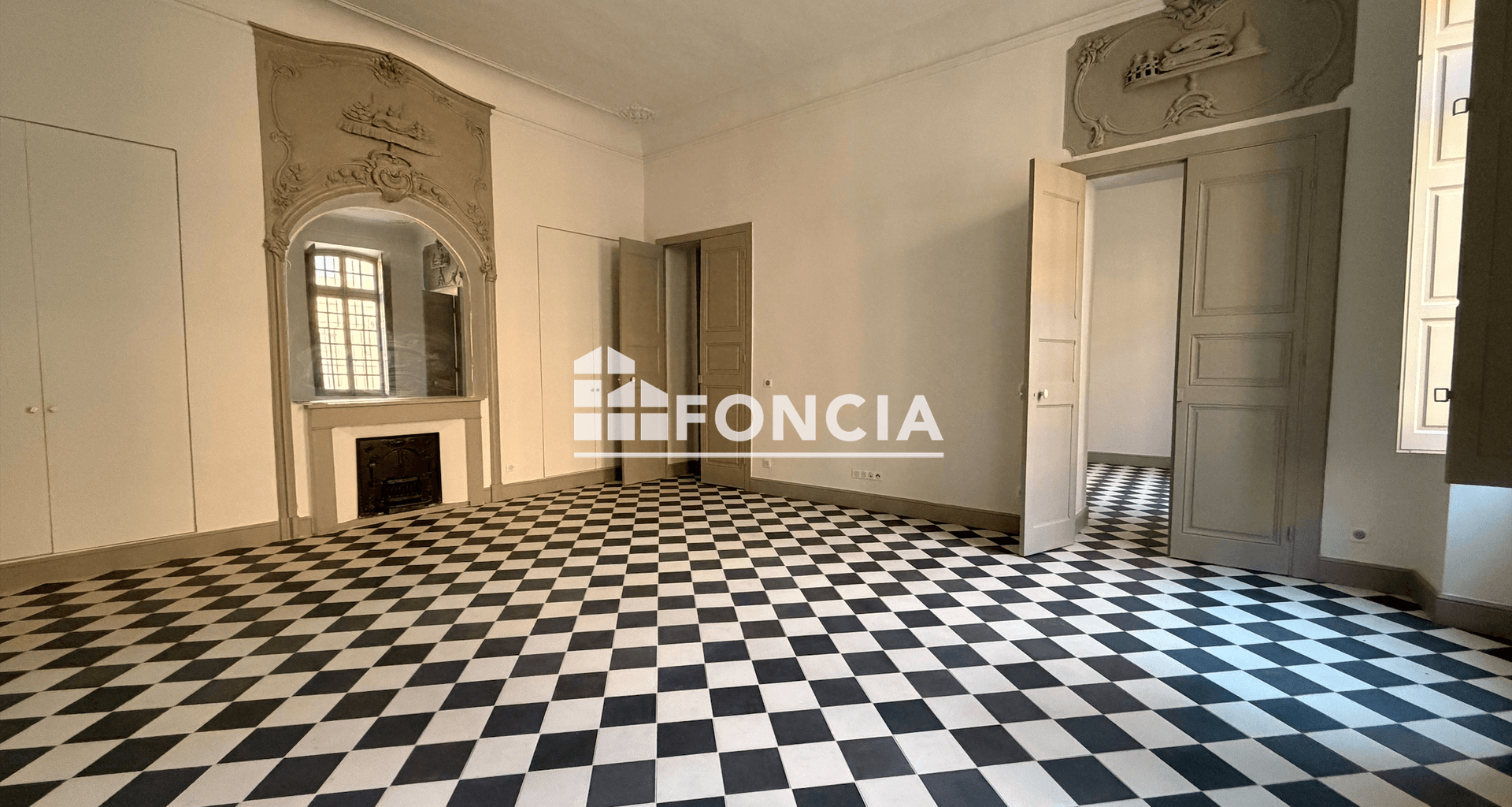 Appartement 3 pièces (138 m²) à louer - Cavaillon (84300)