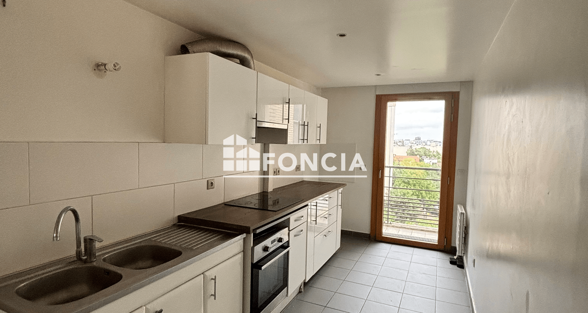 Appartement 4 pièces (104.63 m²) à louer - Rueil-malmaison (92500)